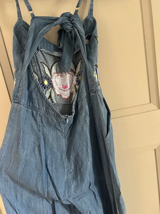 Judith March Light Blue Denim Floral Embroidered Overalls - Picture 2 of 3